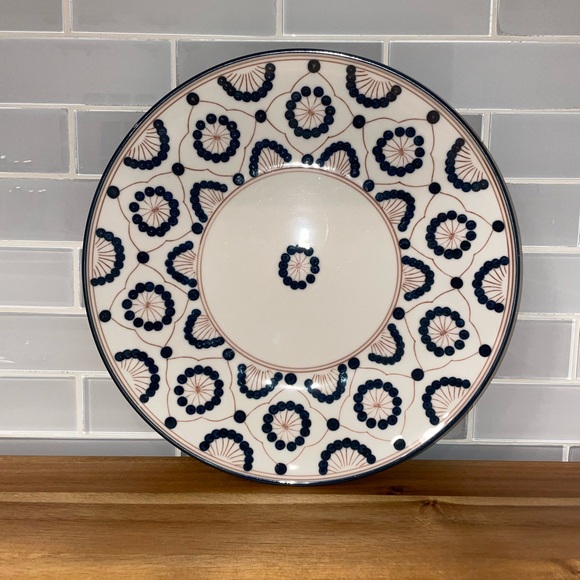 Thomas O’Brien Vintage Modern Blue Dots 16 Pc Dinnerware Set - Picture 3 of 6